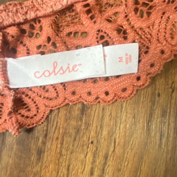 Colsie Coral Bralette - Picture 4 of 4